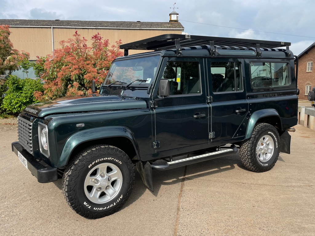Land Rover Defender 110 XS