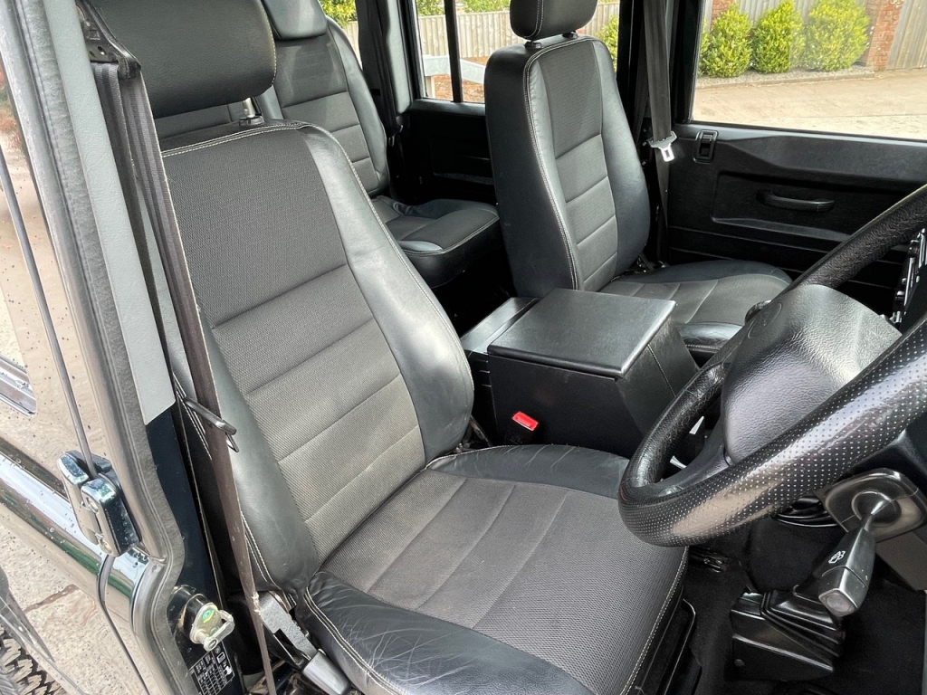 Land Rover Defender 110 XS