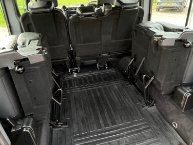 Land Rover Defender 110 XS