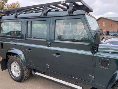 Land Rover Defender 110 XS