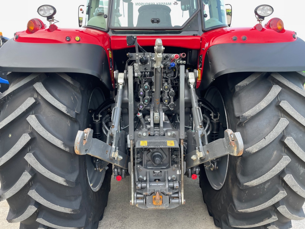 Massey Ferguson 7719S Efficient