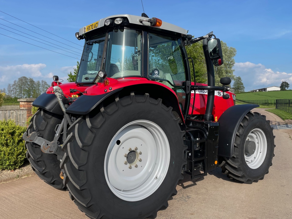 Massey Ferguson 7719S Efficient