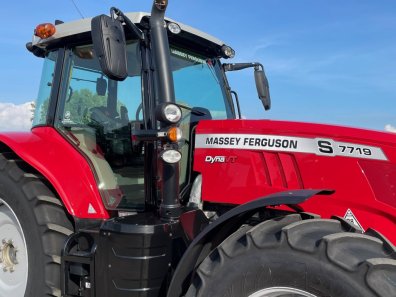 Massey Ferguson 7719S Efficient