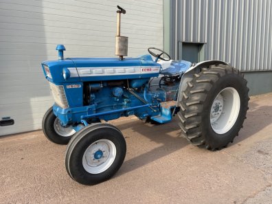 Ford 5000