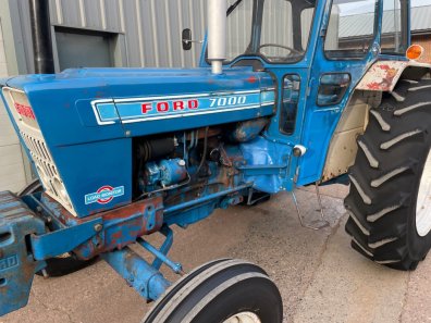Ford 7000