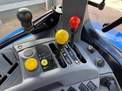 New Holland TSA100