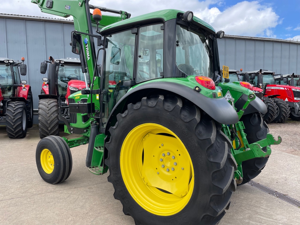 John Deere 6130