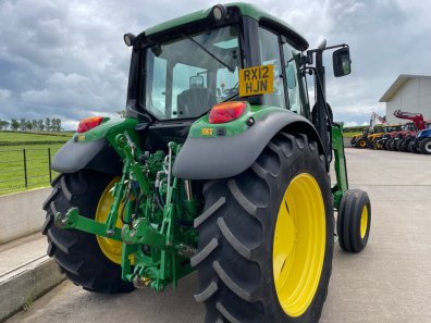 John Deere 6130