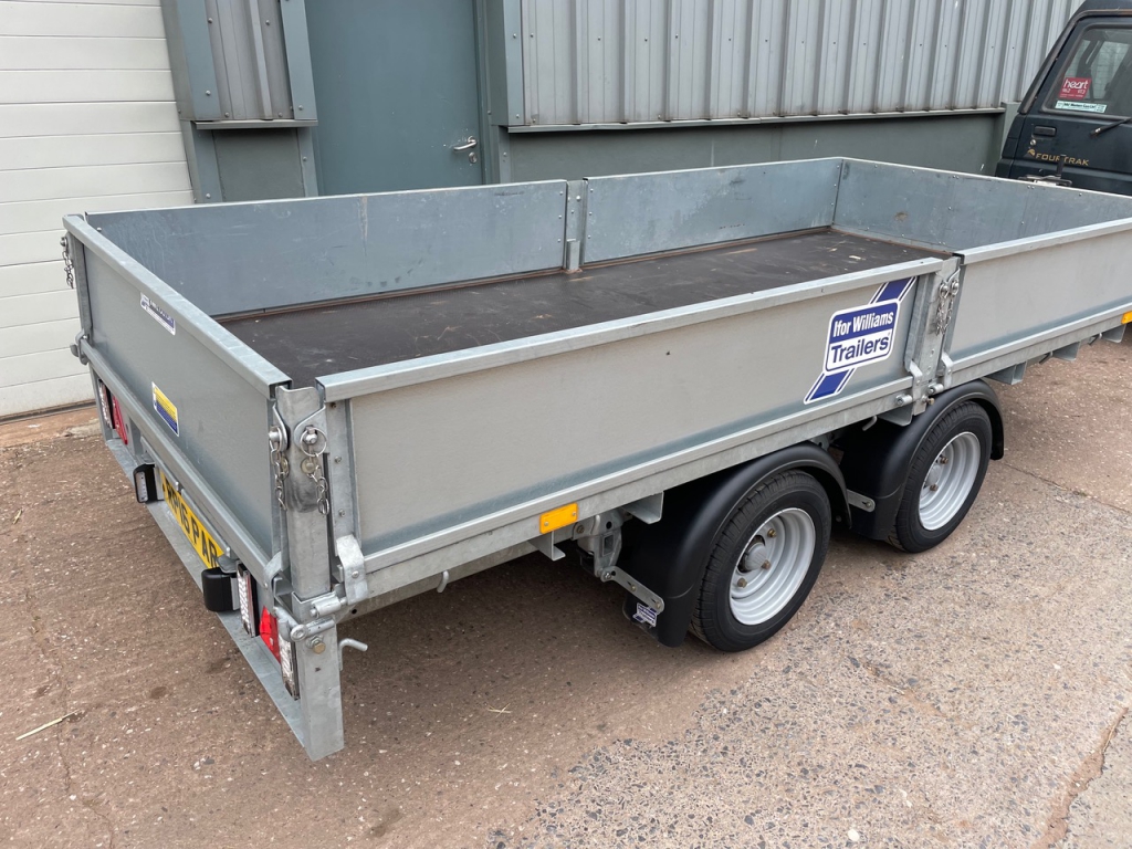Ifor Williams LM 125 flat bed trailer