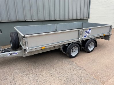 Ifor Williams LM 125 flat bed trailer