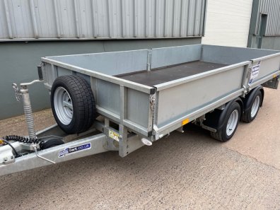 Ifor Williams LM 125 flat bed trailer