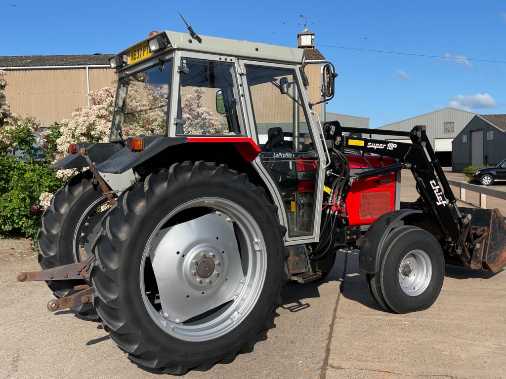 Massey Ferguson 375 Lo-Profile + cab