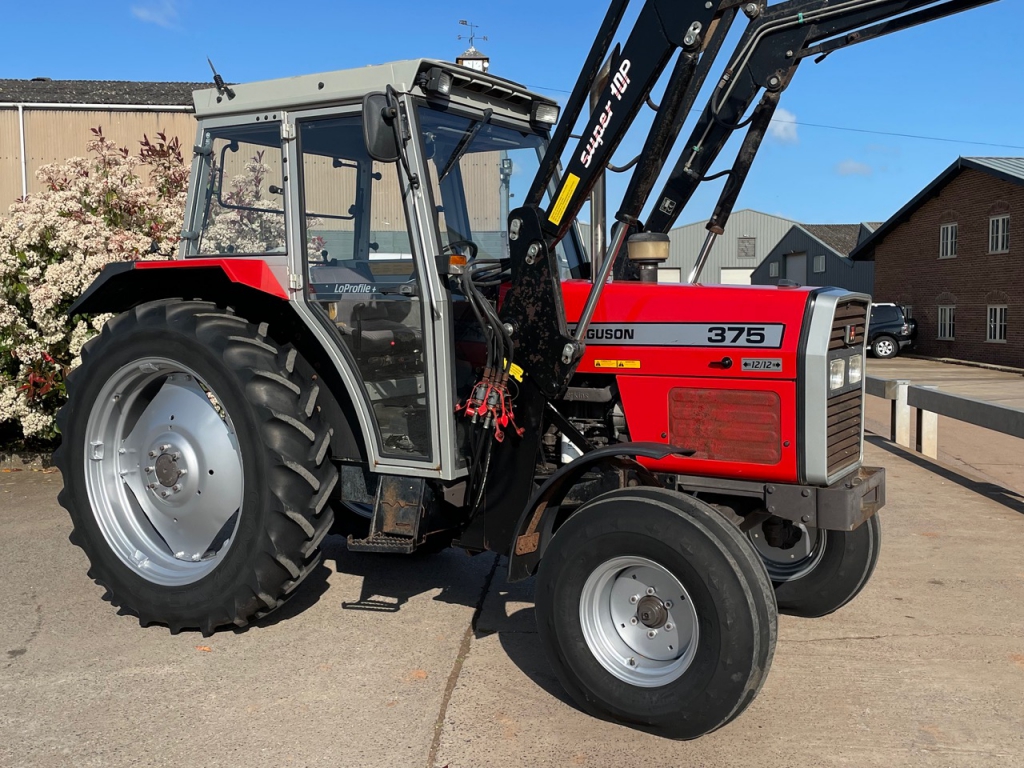 Massey Ferguson 375 Lo-Profile + cab