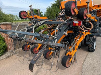 Mzuri Pro till 4T drill