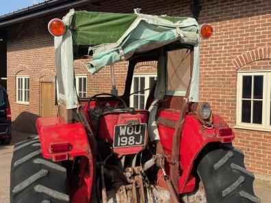 Massey Ferguson 165