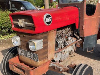 Massey Ferguson 165