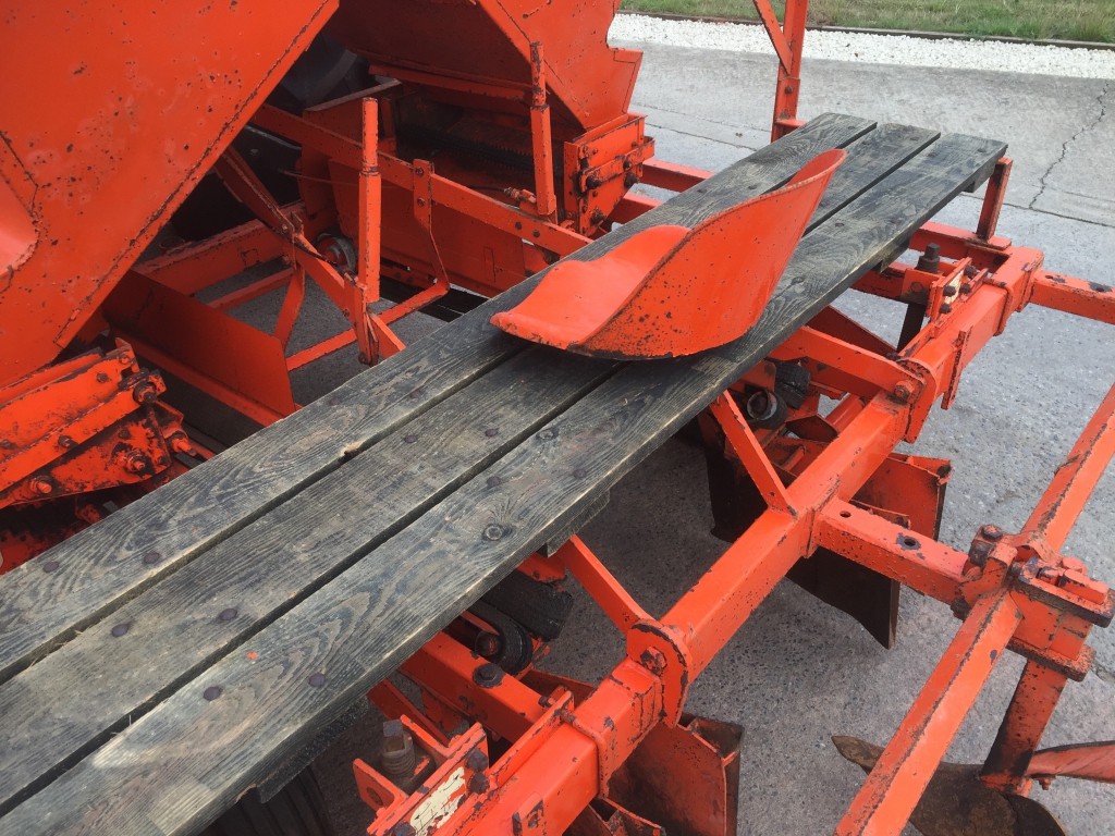 Howard Rotaplanter potatoe planters