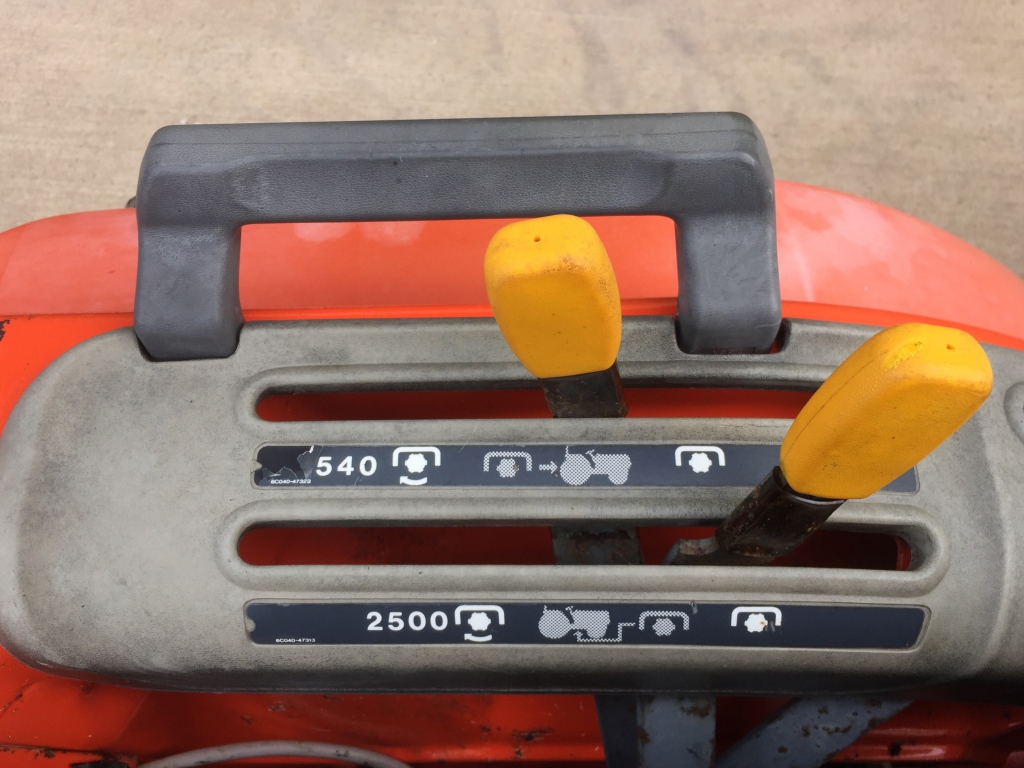 Kubota B2100 Compact