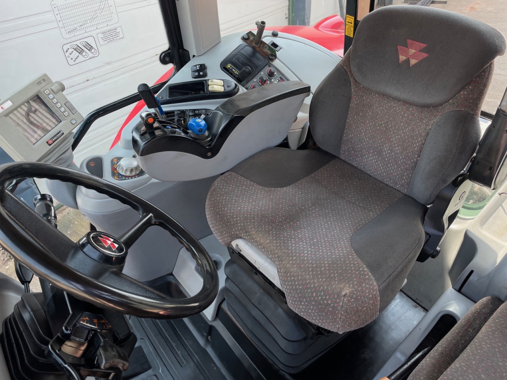 Massey Ferguson 6490