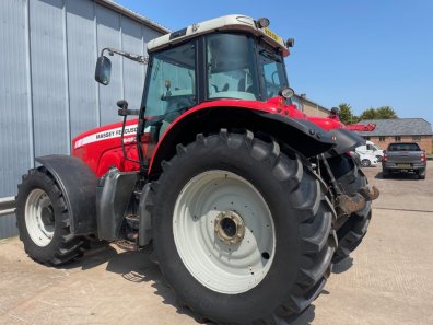 Massey Ferguson 6490