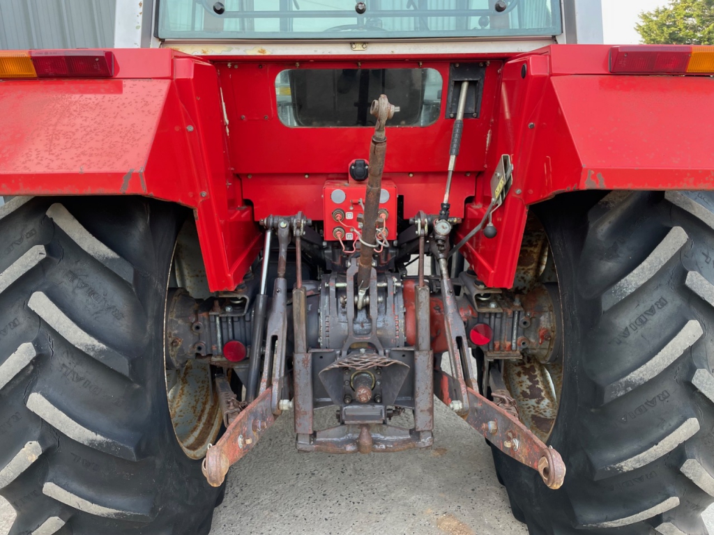 Massey Ferguson 675