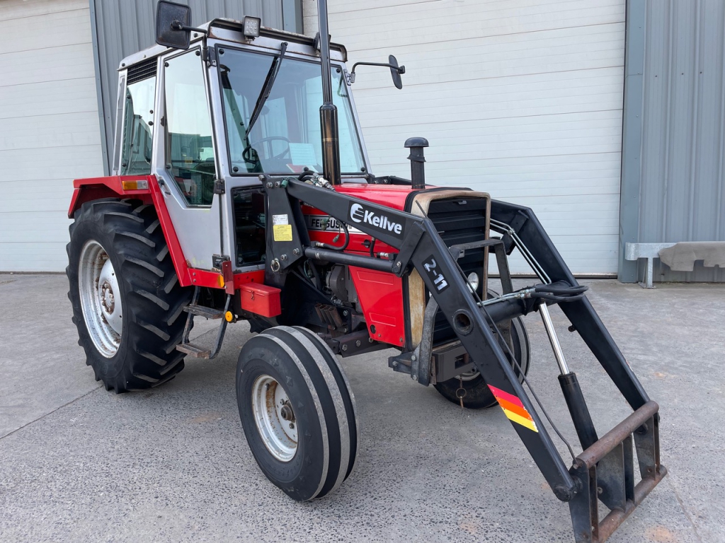 Massey Ferguson 675