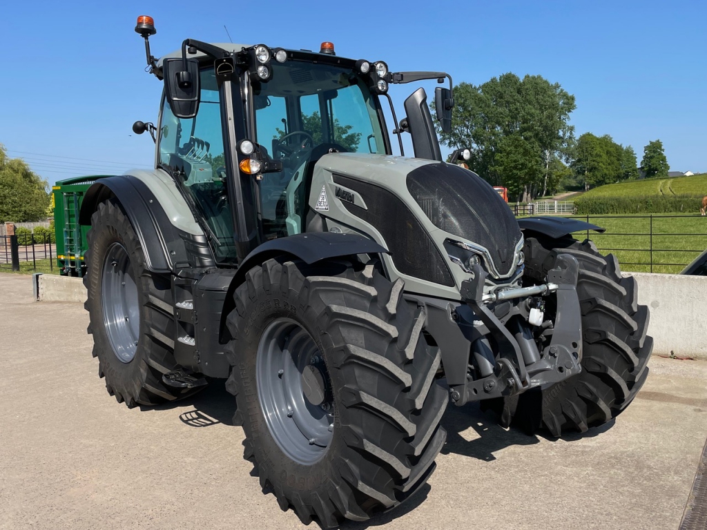 Valtra N155 Unlimited Active