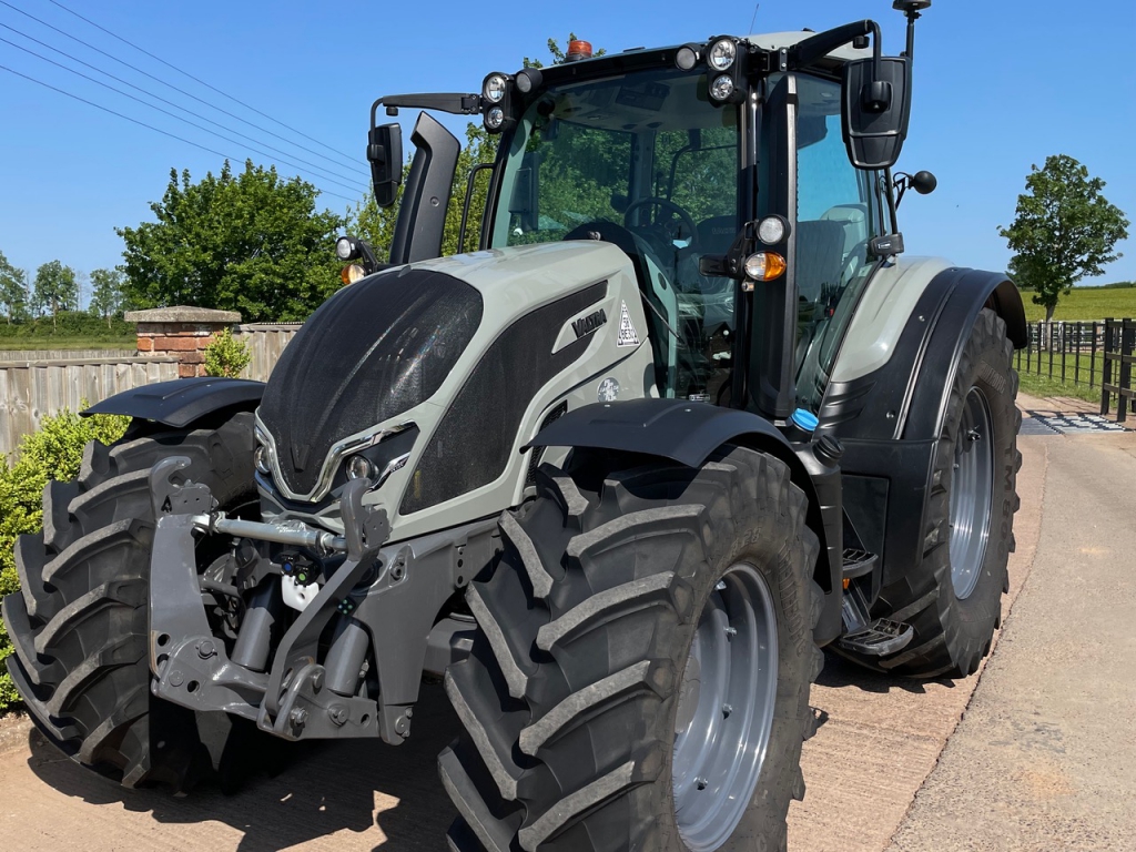 Valtra N155 Unlimited Active