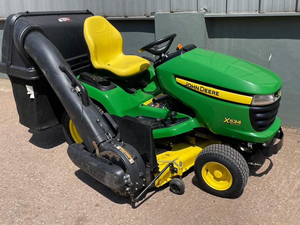 John Deere X534 Multi Terrian lawn mower