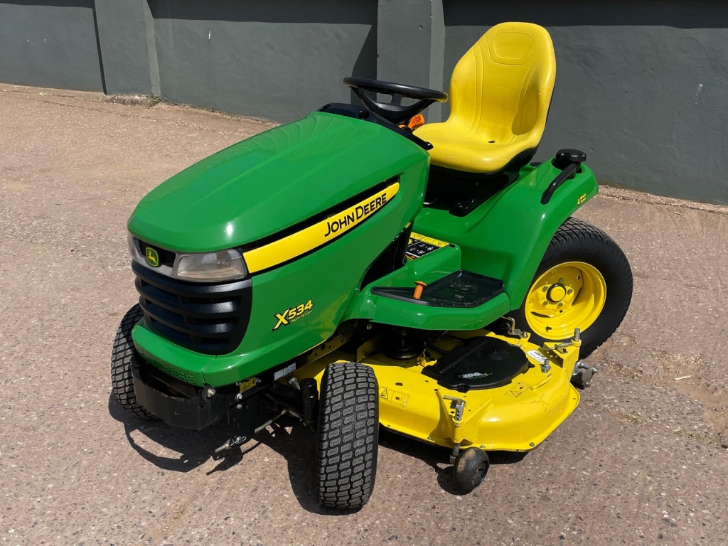 John Deere X534 Multi Terrian lawn mower