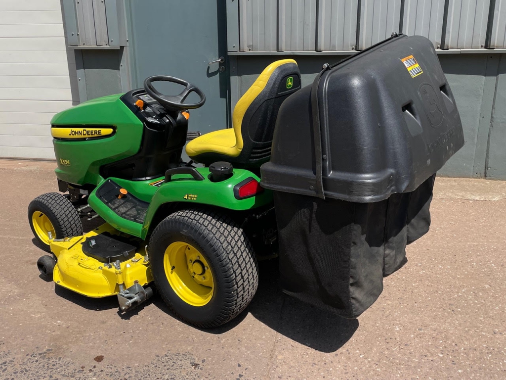 John Deere X534 Multi Terrian lawn mower