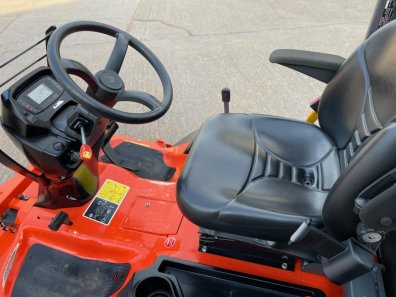 Kubota F3890 mower