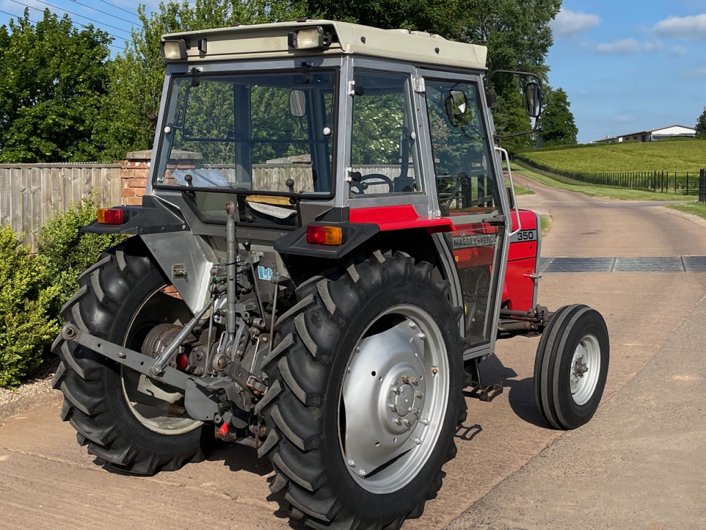 Massey Ferguson 350