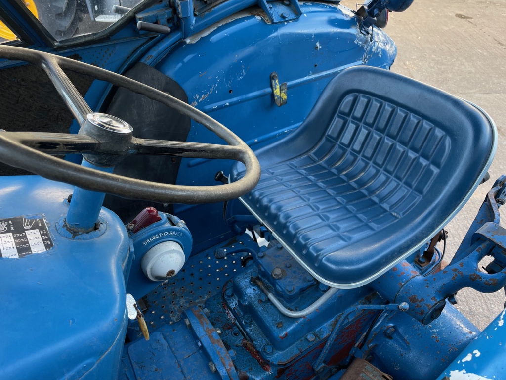 Ford 5000