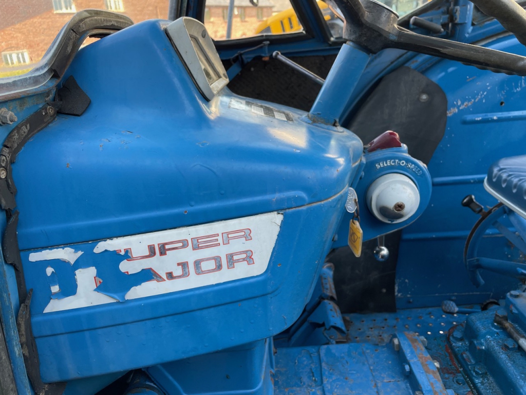 Ford 5000