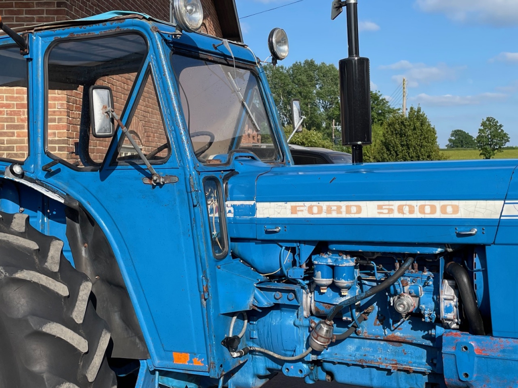 Ford 5000