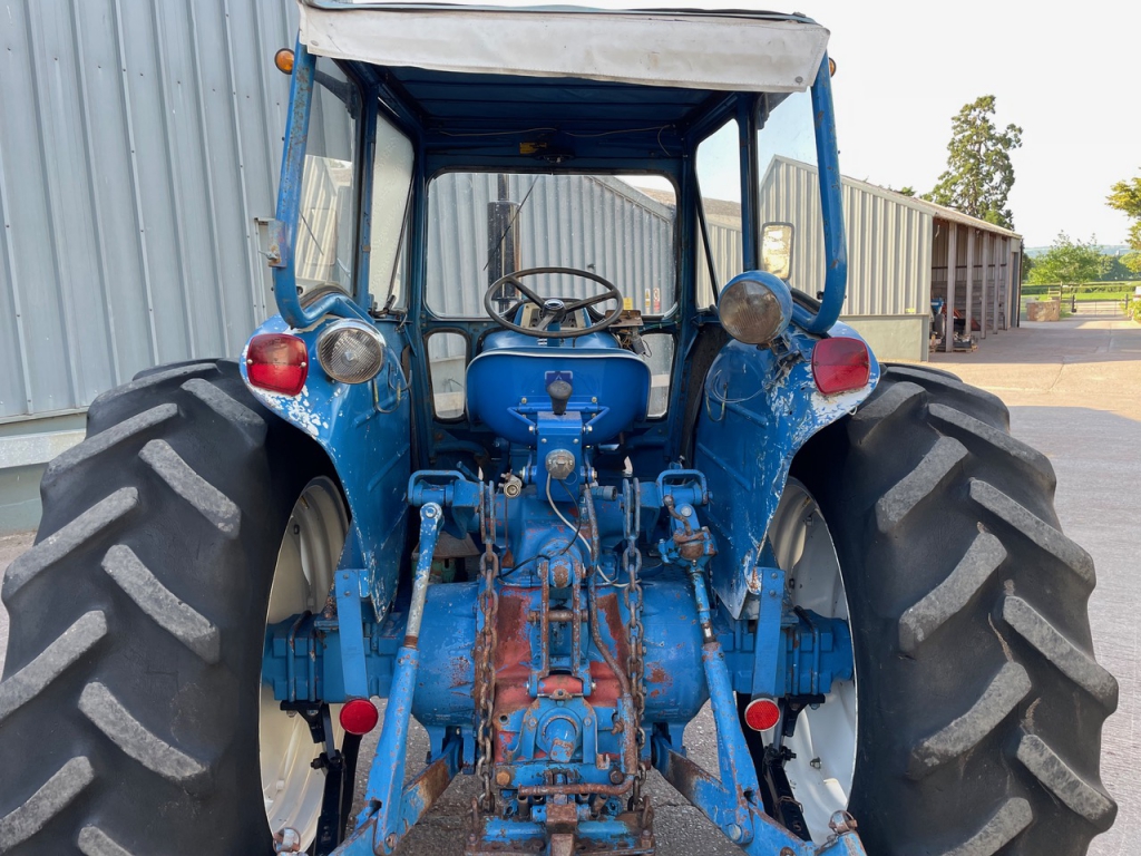 Ford 5000