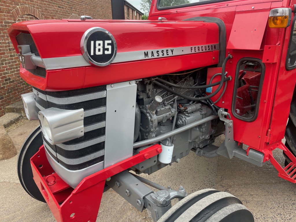 Massey Ferguson 185