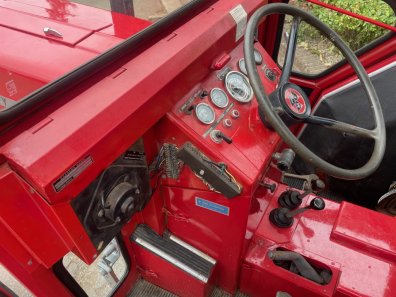 Massey Ferguson 185