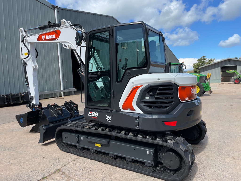 Bobcat E88 R2 series digger
