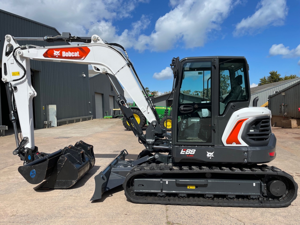 Bobcat E88 R2 series digger