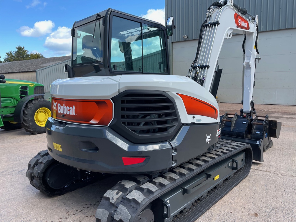 Bobcat E88 R2 series digger