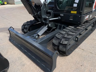 Bobcat E88 R2 series digger