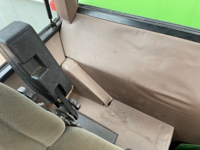 John Deere 3050