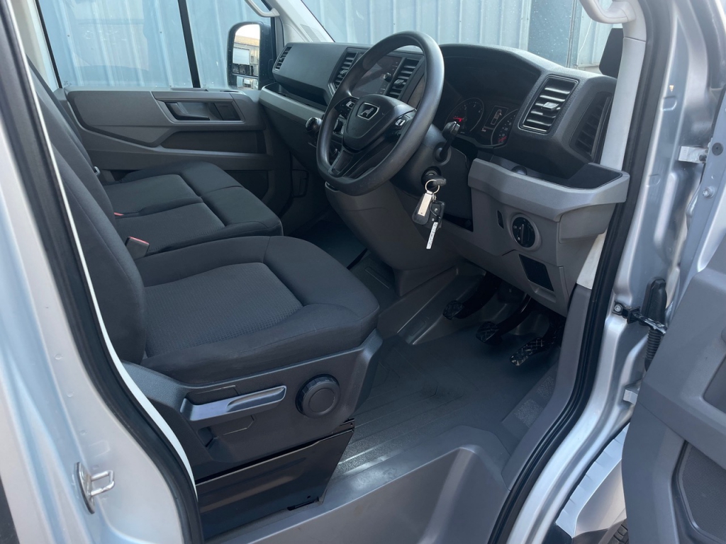 MAN TGE 3.180 crew cab van