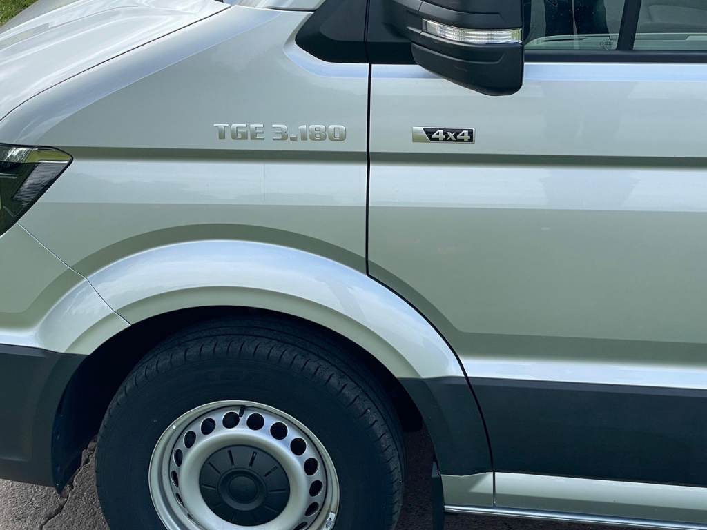 MAN TGE 3.180 crew cab van