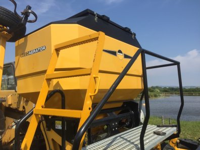 McConnel Seedaerator 3000 3m drill