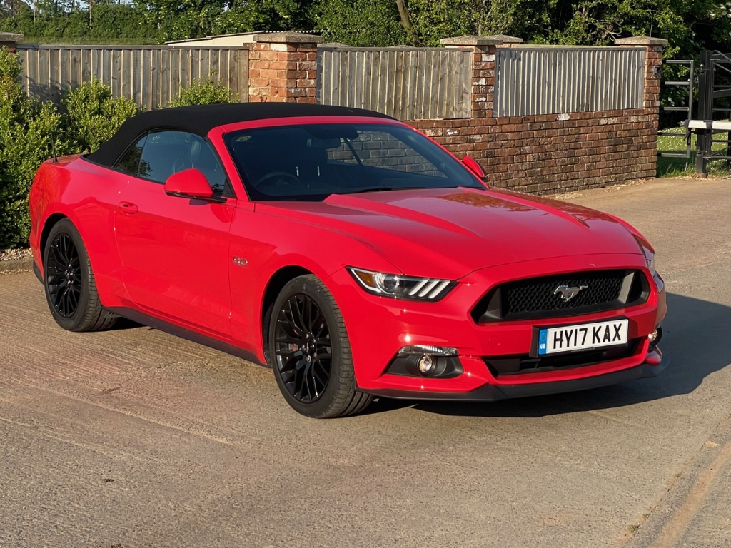 Ford Mustang GT Convertible 5.0 LT V8