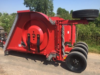 Bush Hog 1815 4.6m trailed topper