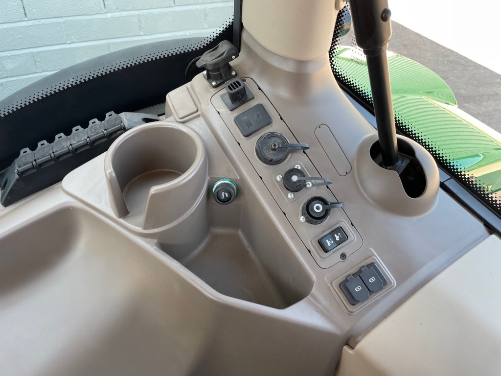 John Deere 6R185
